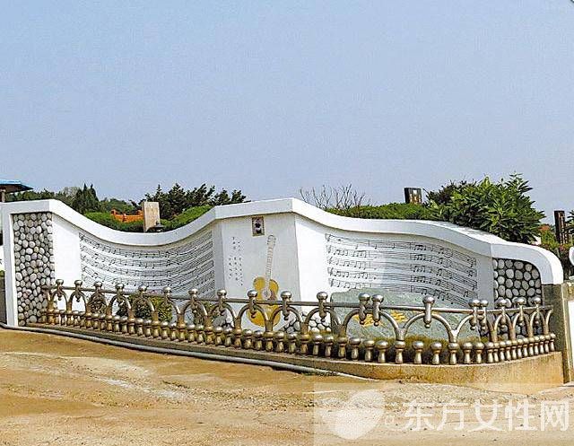 張雨生去世現(xiàn)場照片 時隔多年墓地遭人惡意辱罵