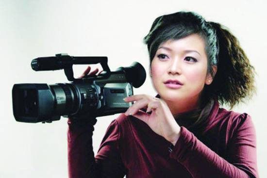 張藝謀女兒張末遭前夫家暴虐待 張末個人資料