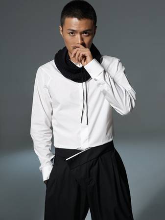 于小偉個人資料 揭秘于小偉玩殘高圓圓真相內(nèi)幕