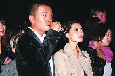 于小偉個人資料 揭秘于小偉玩殘高圓圓真相內(nèi)幕