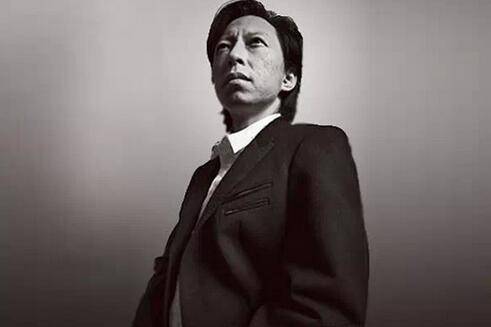 網(wǎng)曝搜狐CEO張朝陽吸毒被抓 回應(yīng) 吸個毛線