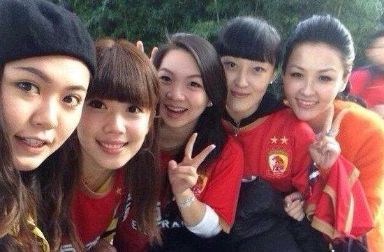 鄭智老婆邵娜背景資料曝光 鄭智老婆邵娜被稱為8輛寶馬女