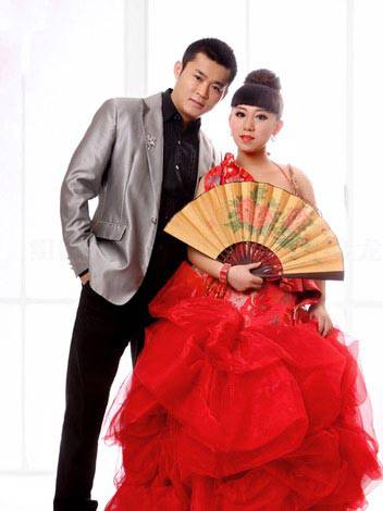 丫蛋老公王金龍有才卻不紅 為了填飽肚子全家人撿破爛