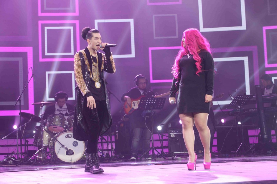 中國好聲音劉雅婷個(gè)人資料 劉雅婷私房照曝光被評(píng) 雙面女孩