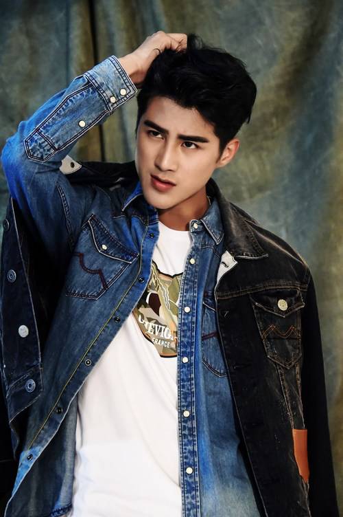 姜潮個人資料九連拍哭照 自曝同性性取向是真的嗎