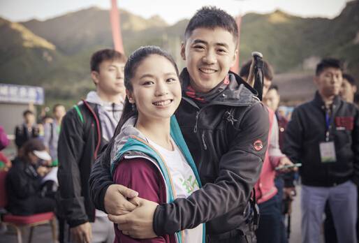 快女黃英個人資料 黃英曝老公求婚時自己剛睡醒懵懂的答應(yīng)