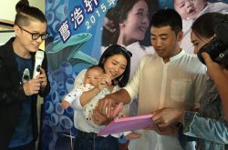 快女黃英個(gè)人資料 黃英曝老公求婚時(shí)自己剛睡醒懵懂的答應(yīng)