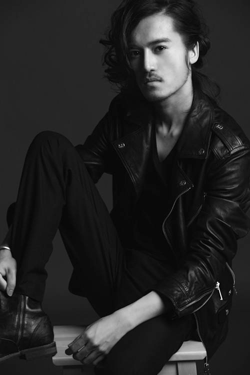 快男張?zhí)煲绑w育場(chǎng)捅傷他人 網(wǎng)友紛紛為其擔(dān)憂星途