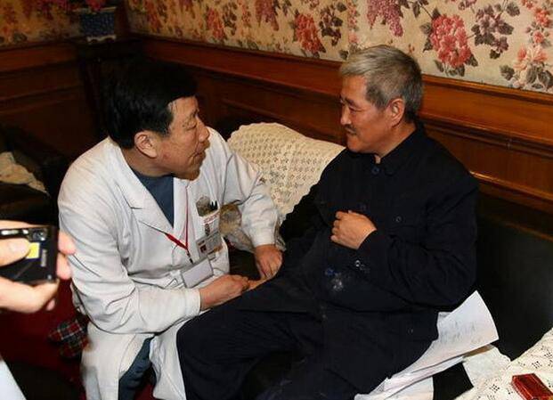 趙本山究竟多大年齡 揭其退出春晚真相