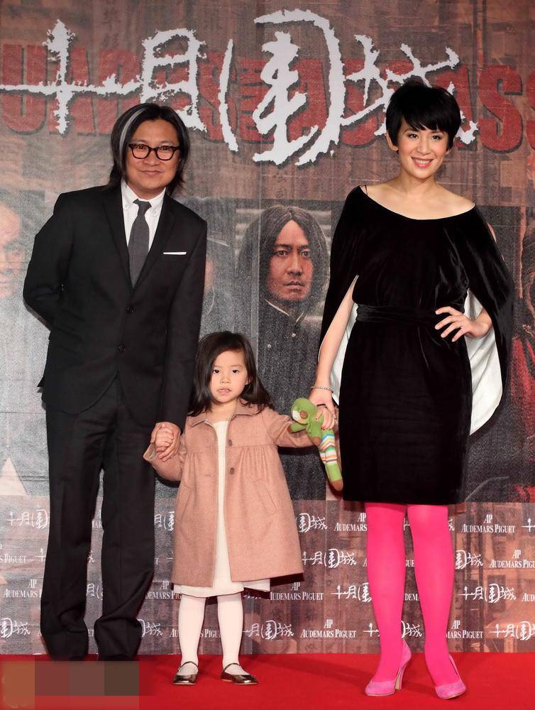 吳君如的老公是誰(shuí) 結(jié)婚十年沒(méi)有登記的驚人真相