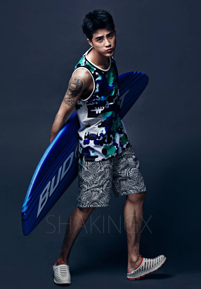 姜潮個人資料九連拍哭照 自曝同性性取向是真的嗎