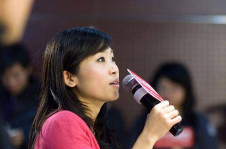 張藝謀前妻肖華簡(jiǎn)歷曝光 鞏俐小三插足逼張藝謀離婚