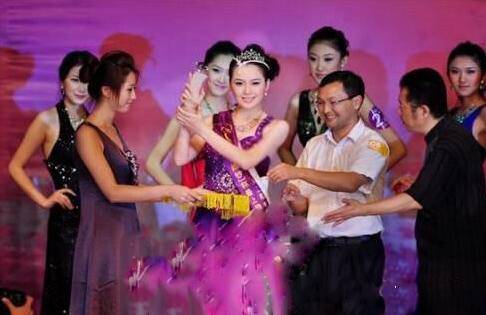 她也是中戲校花 卻怎么也紅不起來