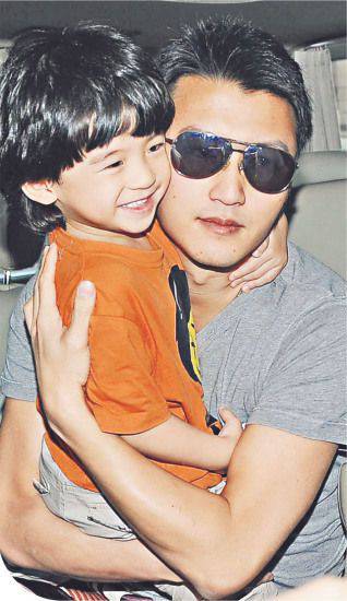 謝霆鋒兒子被鑒定非親生 曝謝霆鋒遭小兒子拒見