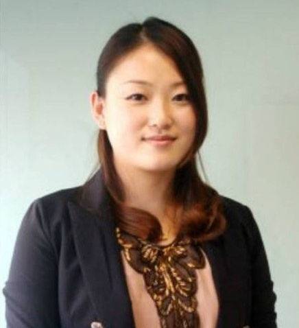 劉強(qiáng)東前女友莊佳背景簡(jiǎn)介 莊佳微博發(fā)西紅柿照片公布戀情