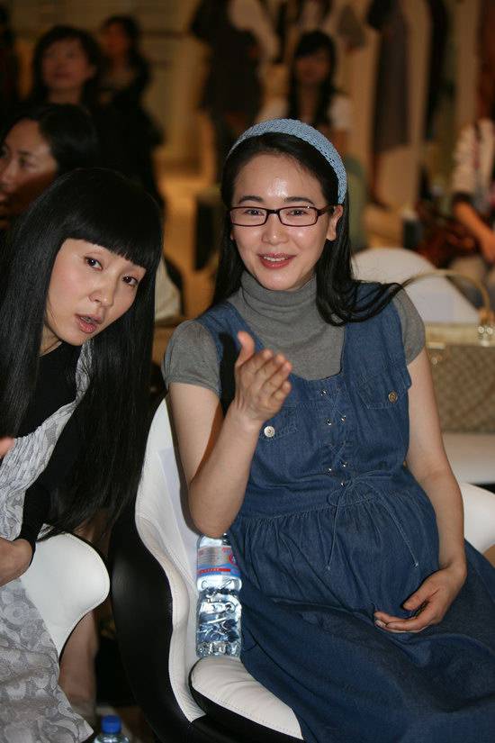 左小青富商老公大其20歲 左小青陳道明關(guān)系曖昧疑被包養(yǎng)