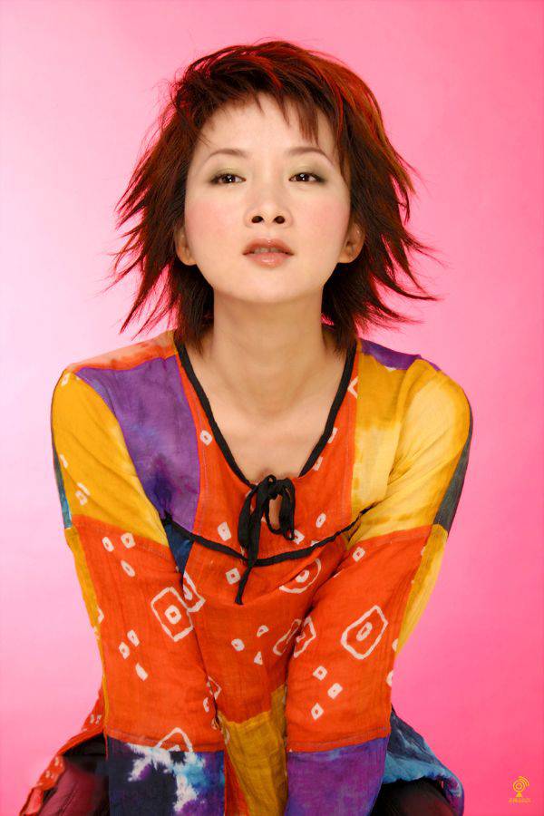 謝蘭老公個(gè)人資料 帥小紅高大魁梧比她年長(zhǎng)9歲