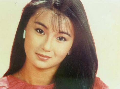 張曼玉個人資料 揭張曼玉30年煙癮暴瘦真正原因