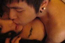 揭張馨予的乳有多大 瘋狂床照曝光裸胸誘惑無(wú)下限