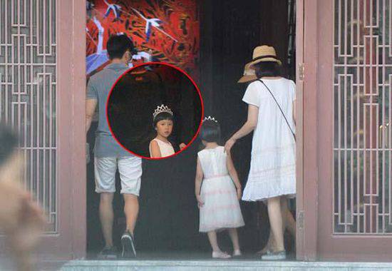 袁泉老公夏雨個(gè)人資料 袁泉夏雨女兒夏哈哈正面照曝光