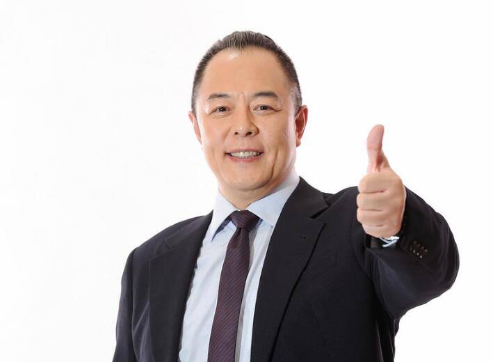 張鐵林個(gè)人資料 現(xiàn)任老婆是誰女兒張?jiān)铝辽钫掌毓?  p=