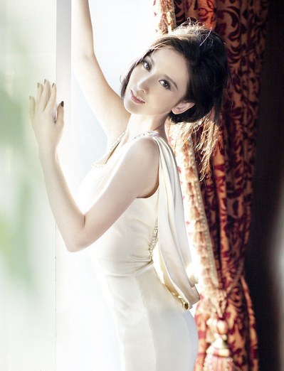 張萌老公張海蒼曝光 張萌美貌身材樣樣有