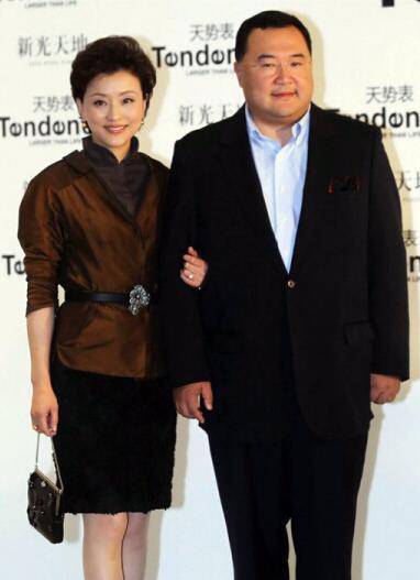 楊瀾老公吳征簡介曝光 節(jié)目中遭老公高調(diào)示愛