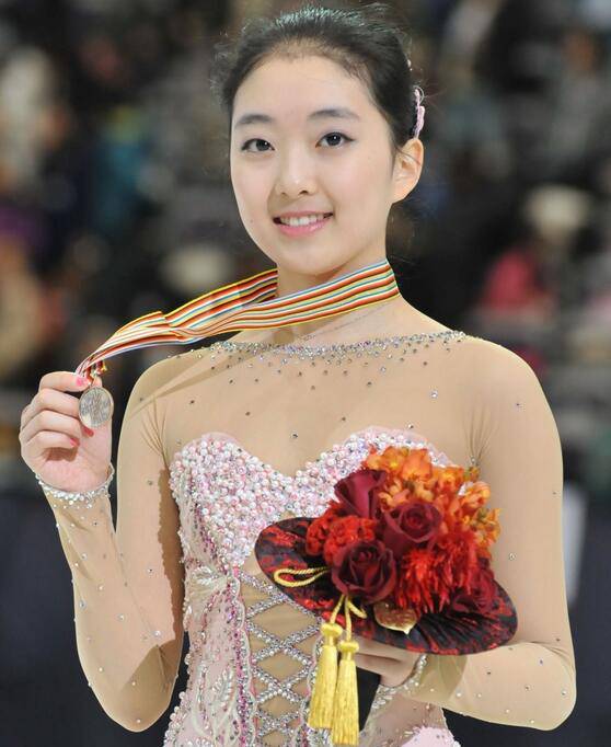 羽生結(jié)弦李子君合影引熱議 羽生結(jié)玄女友是李子君嗎