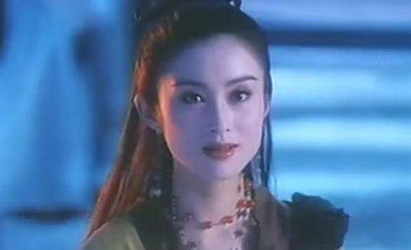 張敏激情三級(jí)片遭扒 全裸浴缸露奶劇照曝光