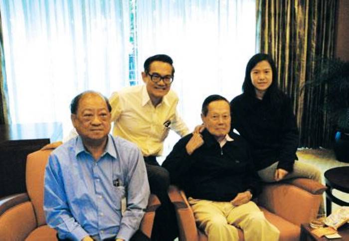 述楊振寧與前妻杜致禮師生之戀 楊振寧和翁帆相差54歲勇敢結(jié)婚