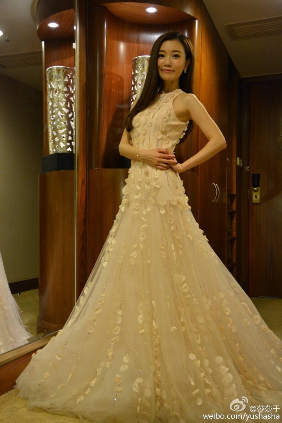 極品女士于莎莎老公大曝光 于莎莎個人資料