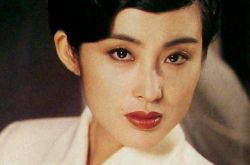 張敏激情三級片遭扒 全裸浴缸露奶劇照曝光