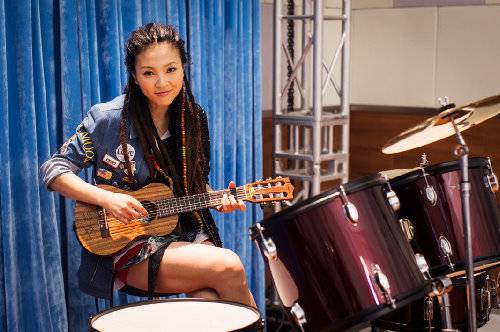 中國好聲音畢夏個(gè)人資料 曝畢夏整容前后照片