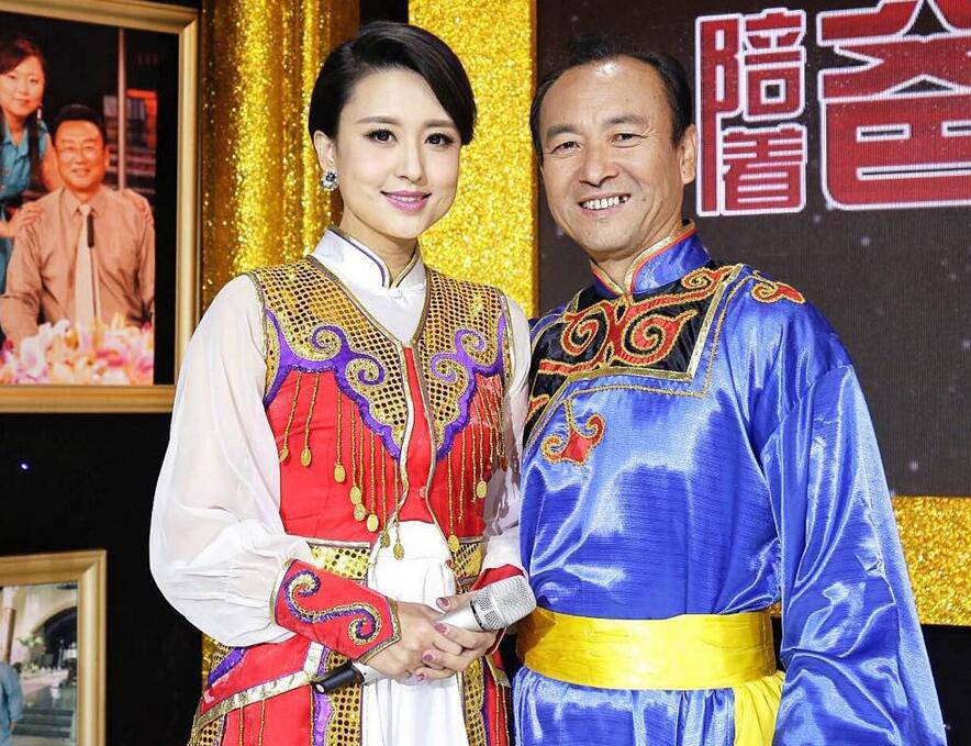 央視主播張蕾億萬富豪老公曝光 揭張蕾個人資料背景