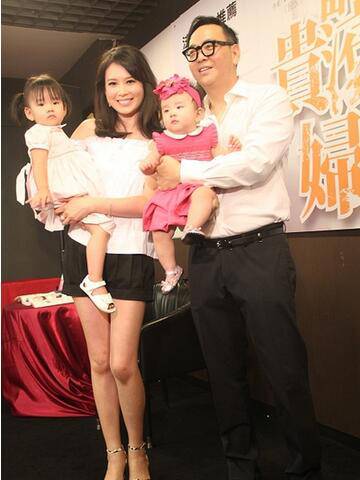 殷悅老公吳育奇資料曝光 新書宣傳丈夫女兒齊亮相