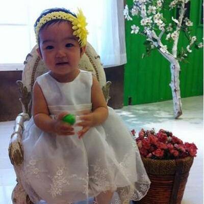 張嘉譯的老婆是誰 張嘉譯個(gè)人資料背景大揭秘