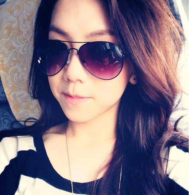 張杰鄧紫棋曖昧激怒謝娜 曝鄧紫棋張杰勾肩搭背照片