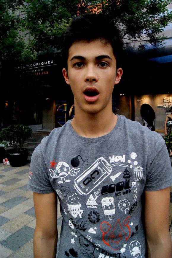 揭秘韋唯為什么離婚 韋唯的三個兒子近照曝光顏值超高