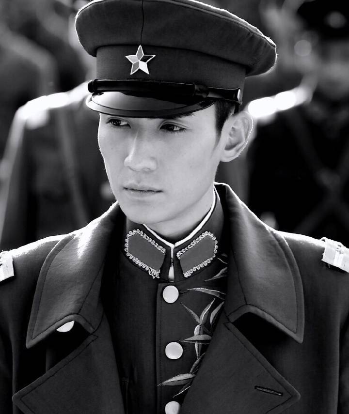 揭秘朱一龍與袁姍姍什么關(guān)系 盤點(diǎn)朱一龍演過的電視劇