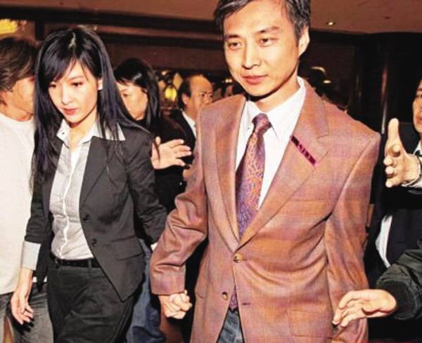 不老女神 周慧敏個人資料 周慧敏老公倪震夜店偷吃遭分房睡