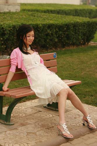 揭秘于莎莎個(gè)人資料 于莎莎老公陳啟恒遭扒