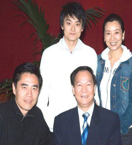 趙奎娥個(gè)人資料曝光 述趙奎娥與陳寶國(guó)幸?；橐?  height=