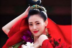 張?zhí)鞇?ài)年齡個(gè)人資料被扒 張?zhí)鞇?ài)打乳環(huán)鄧超點(diǎn)贊