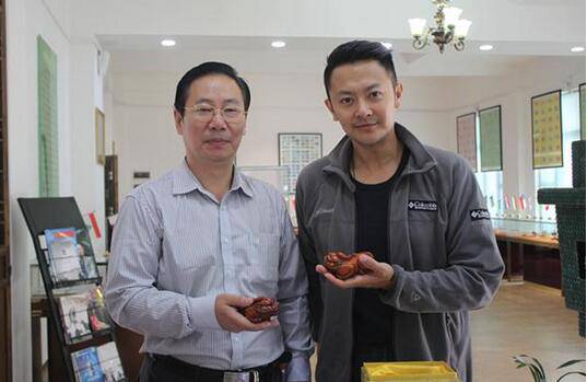 印小天個人資料曝光 揭渣男李晨插刀印小天真相