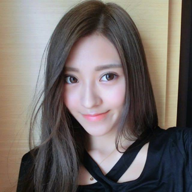 張稀哲女友袁雅婷資料 張稀哲愛心手勢示愛女友