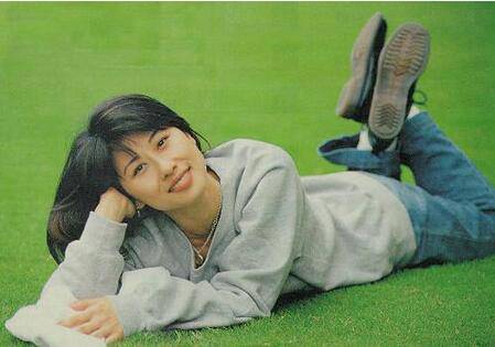 葉倩文個人資料 稱林子祥是好老公后媽角色難當