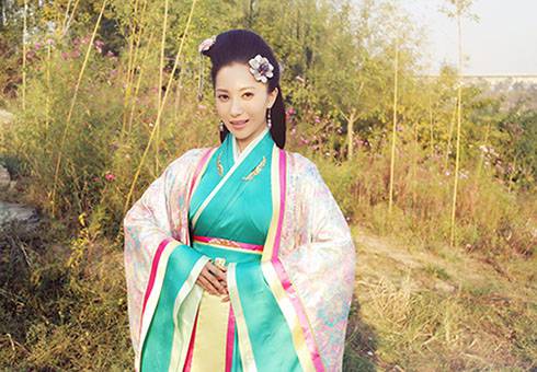 殷旭微博曬與章子男合影慶周年日 殷旭個人資料