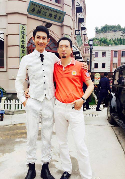 鄭爽幾歲了 鄭爽爸爸歌廳撩妹真相曝光