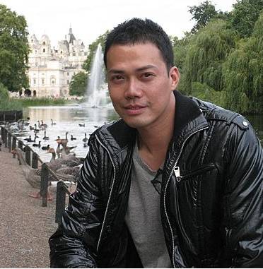 謝天華老婆張?zhí)於鲬言斜┓?謝天華個(gè)人資料曝光