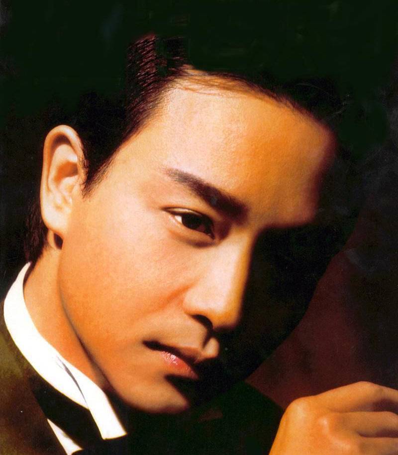 張國榮個人資料曝光 揭張國榮為什么自殺